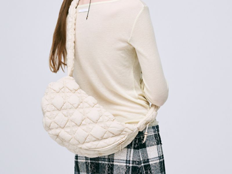 CARLYN Cozy Bag