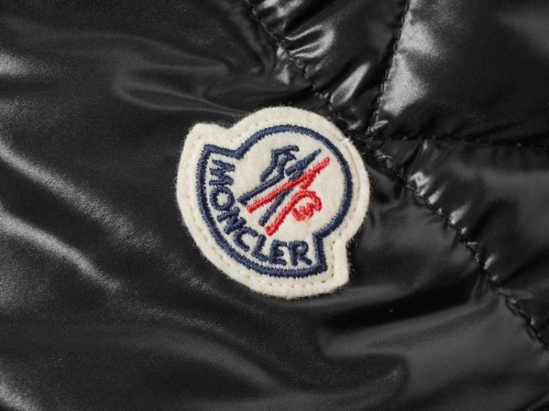 貴價名牌羽絨推介2-Moncler