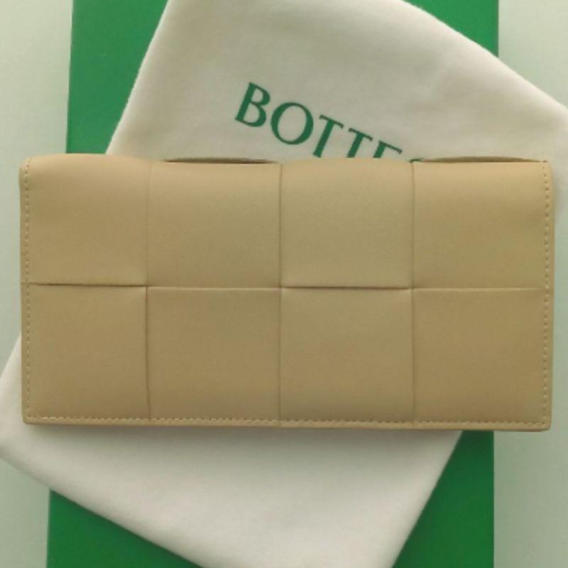 Bottega Veneta Long Cassette Wallet 連盒及防麈袋